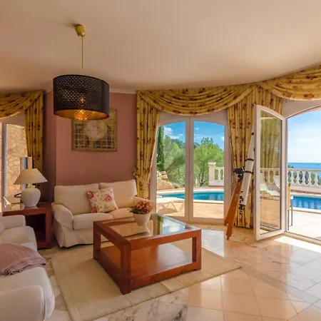 Club Villamar - Riffelt Villa